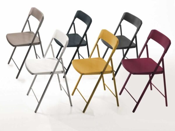 Sedia-pieghevole-Zeta-1-600x450 Tavoli trasformabili
